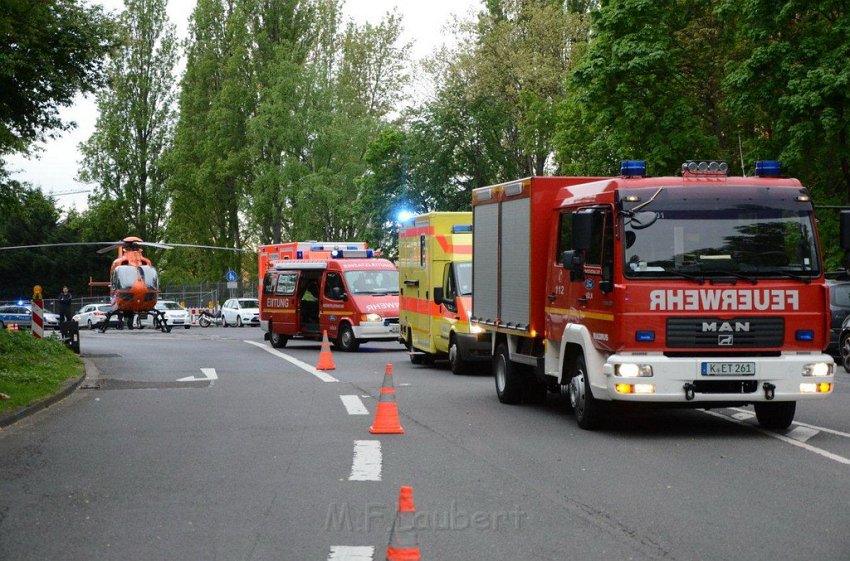 VU Krad PKW Koeln Merkenich Edsel Ford Str P15.jpg
